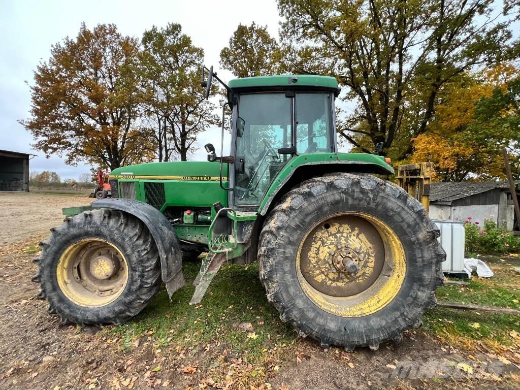 John Deere 7800 Tractors