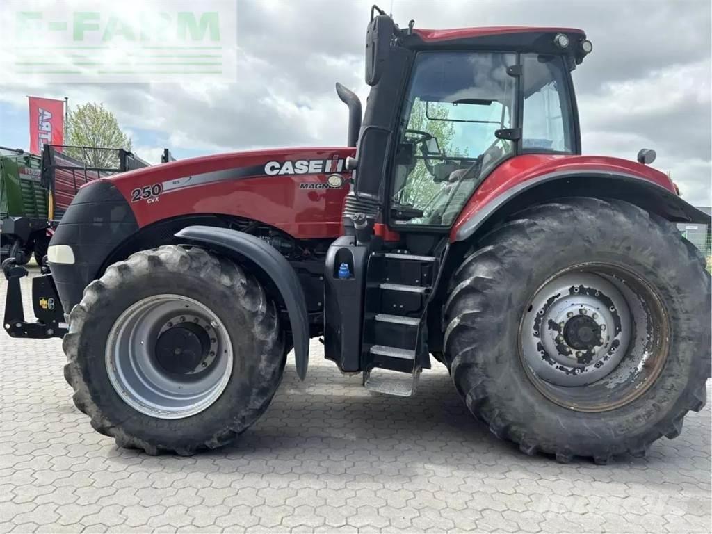 Case IH cvx 310 Tractors