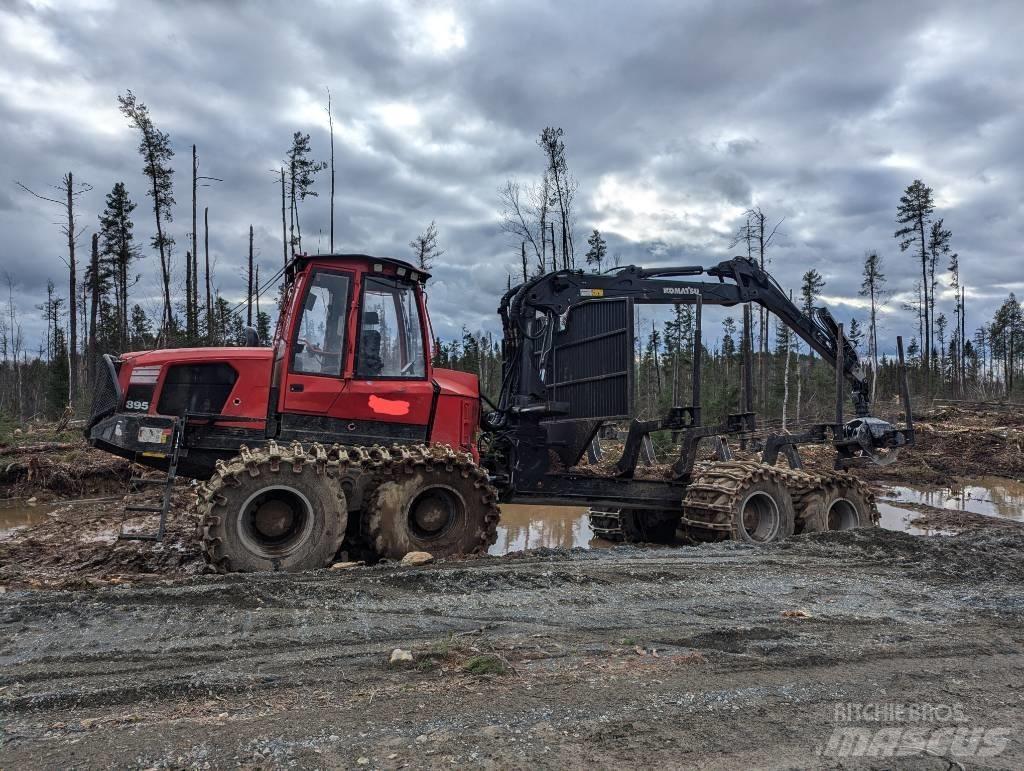 Komatsu 895 Forwarders