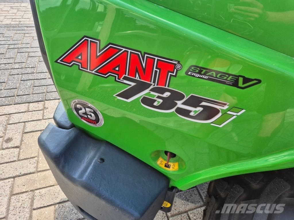 Avant 735i Mini loaders