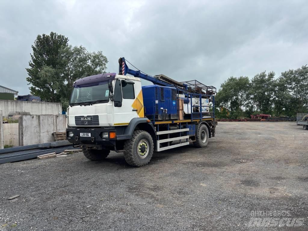 Boart Longyear DB520 Truck mounted drill rig
