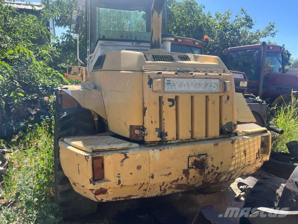 Liebherr 522 Radiators