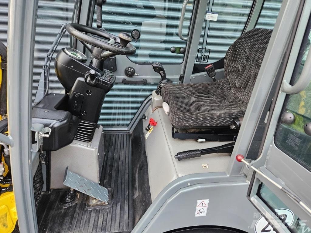 Wacker Neuson WL 25 Mini loaders