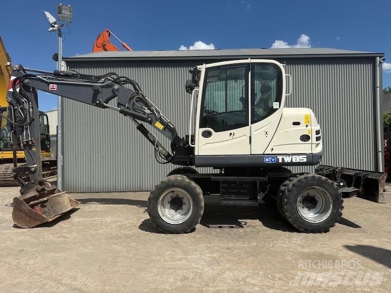 Terex TW 85 Wheeled excavators
