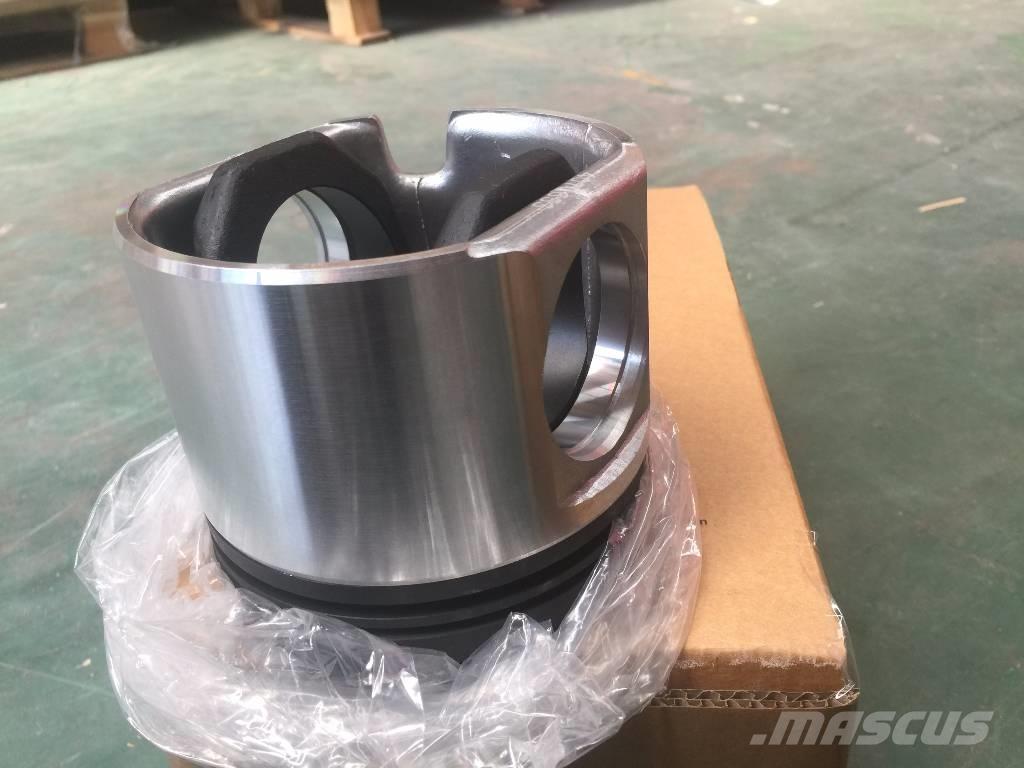  СUMMINS M11 Engines