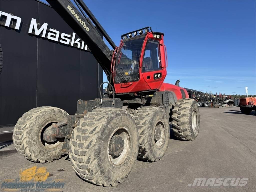 Komatsu 951 Harvesters