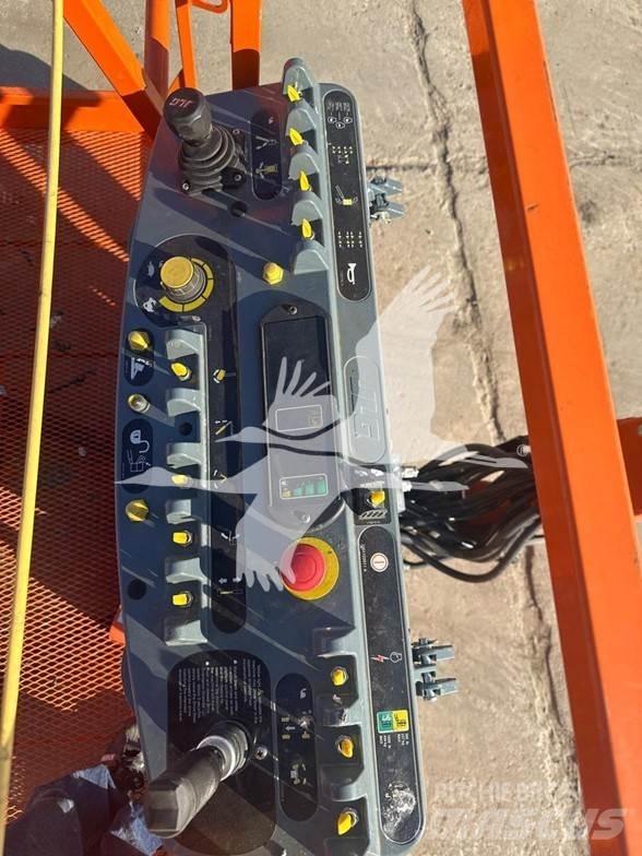 JLG 1350SJP Telescopic boom lifts