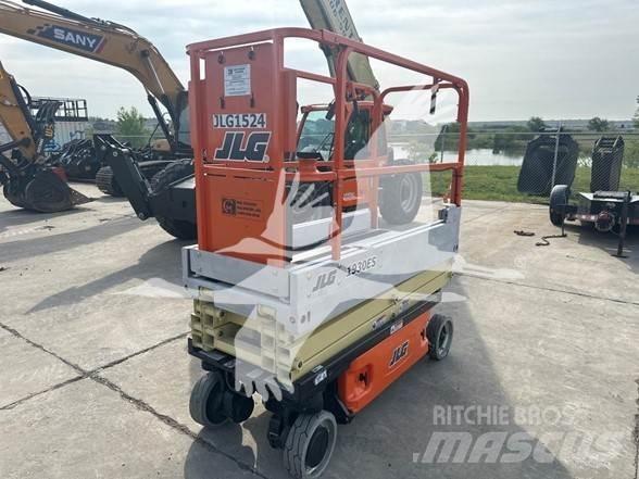 JLG 1930ES Scissor lifts
