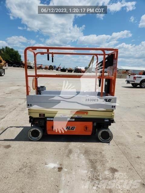 JLG 1930ES Scissor lifts
