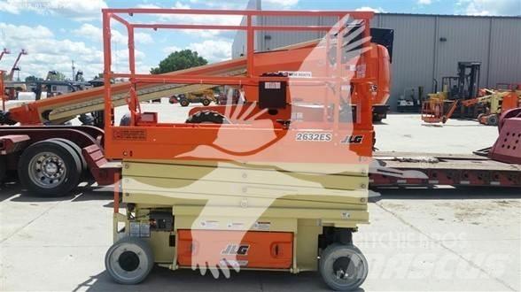 JLG 2632ES Scissor lifts