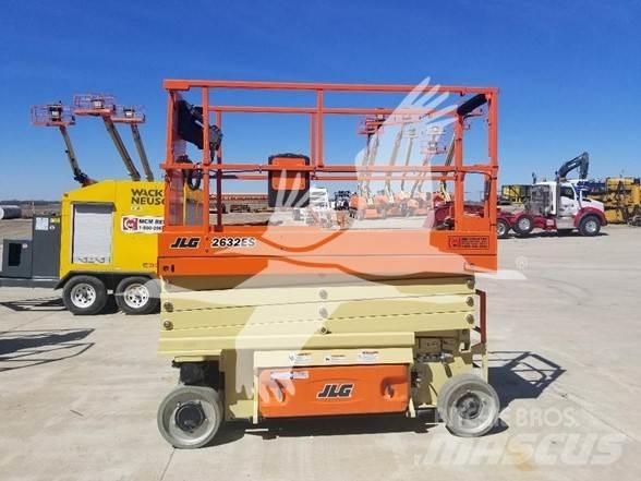 JLG 2632ES Scissor lifts