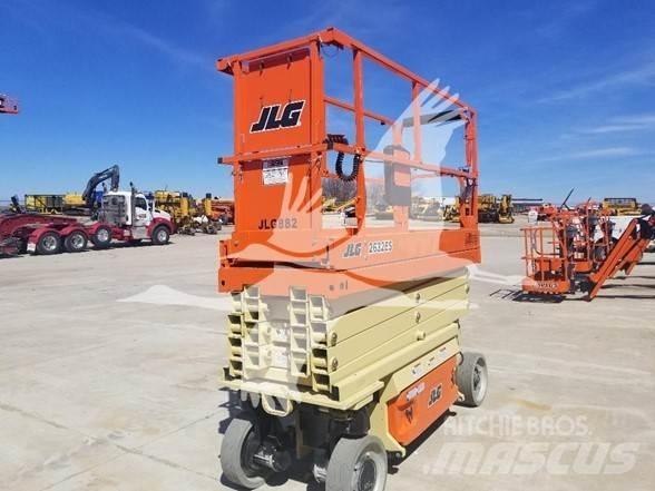 JLG 2632ES Scissor lifts