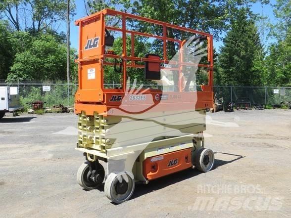 JLG 2632ES Scissor lifts