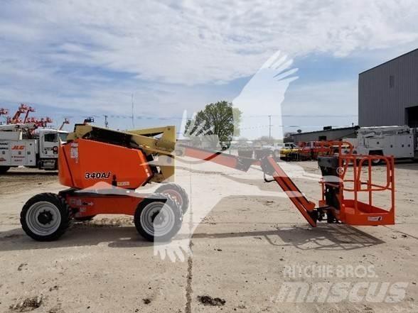 JLG 340AJ Articulated boom lifts