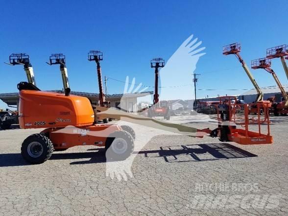 JLG 400S Telescopic boom lifts