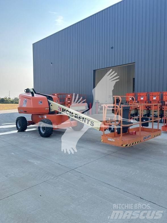 JLG 400S Telescopic boom lifts