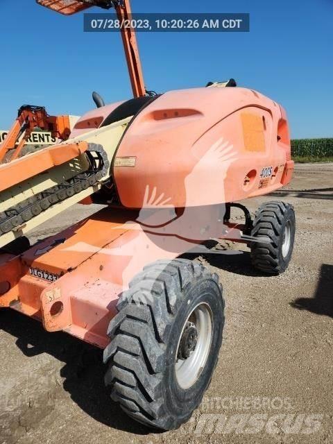 JLG 400S Telescopic boom lifts
