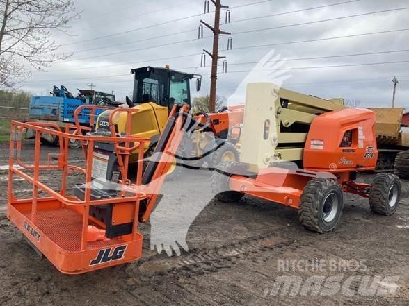JLG 450AJ Articulated boom lifts