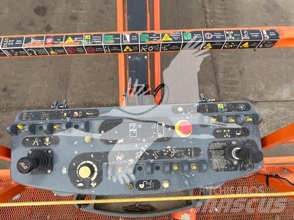 JLG 660SJ Telescopic boom lifts