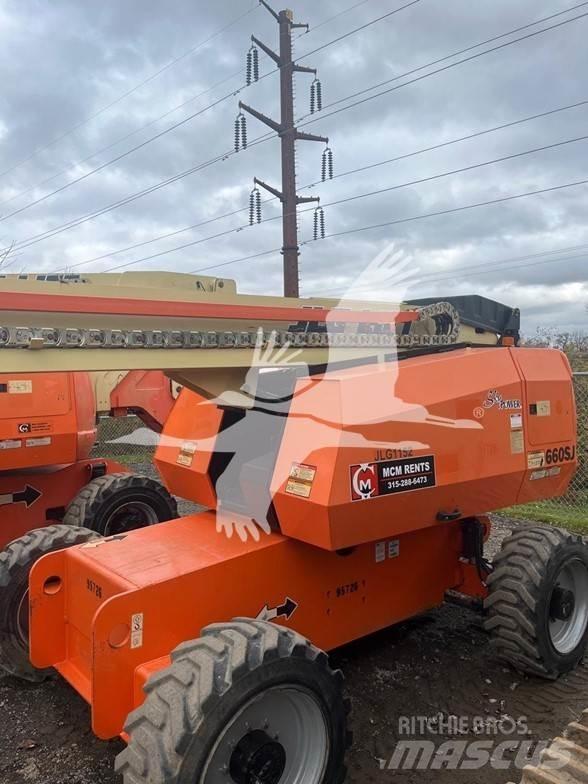 JLG 660SJ Telescopic boom lifts