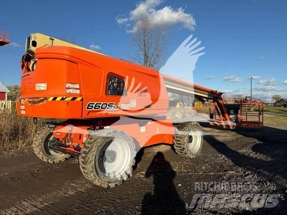 JLG 660SJ Telescopic boom lifts