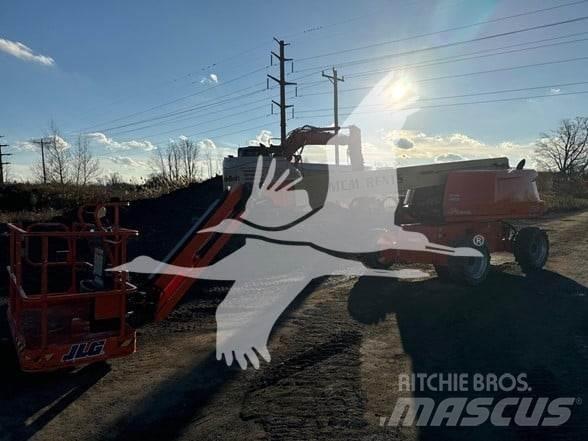 JLG 660SJ Telescopic boom lifts