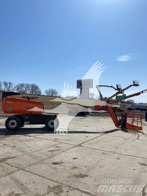 JLG 660SJ Telescopic boom lifts