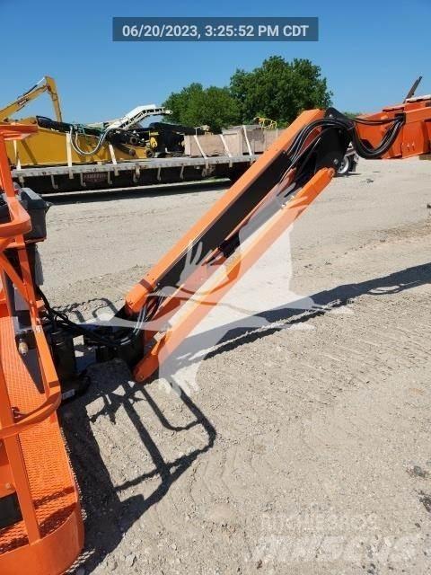 JLG 660SJ Telescopic boom lifts