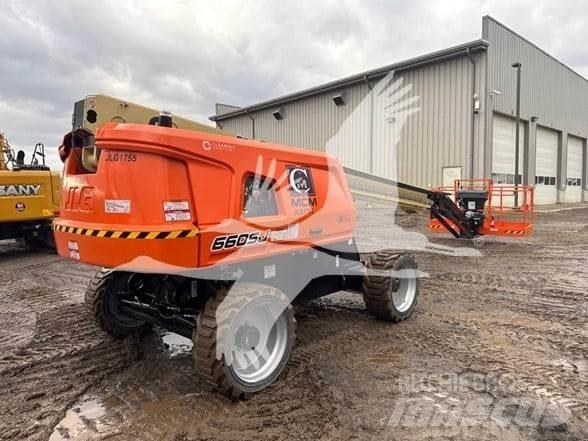JLG 660SJ Telescopic boom lifts