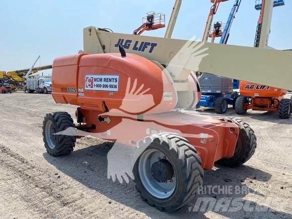 JLG 800S Telescopic boom lifts