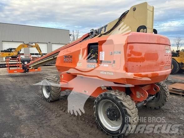 JLG 800S Telescopic boom lifts