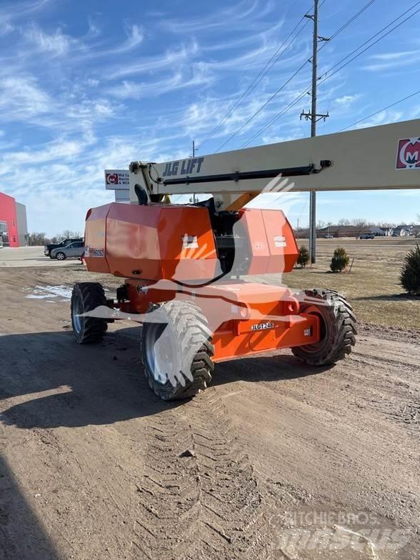 JLG 860SJ Telescopic boom lifts
