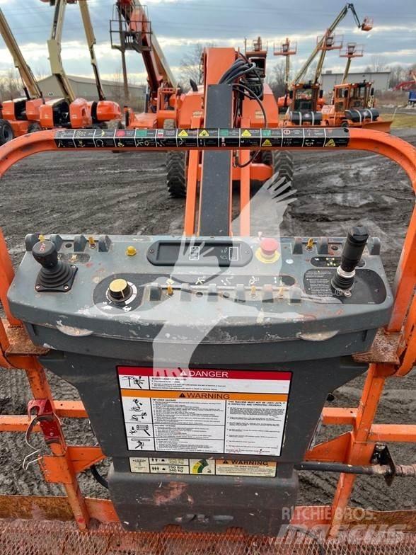 JLG 860SJ Telescopic boom lifts