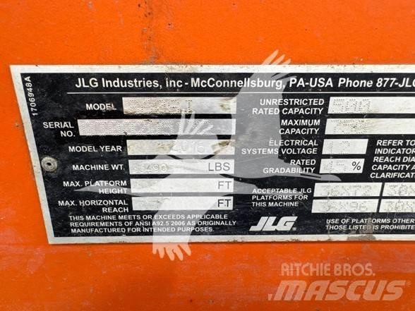 JLG 860SJ Telescopic boom lifts