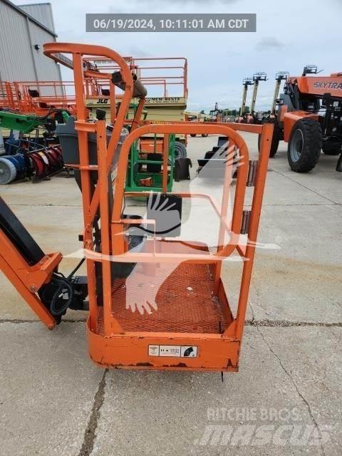 JLG E300AJP Articulated boom lifts
