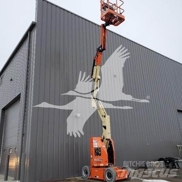 JLG E300AJP Articulated boom lifts