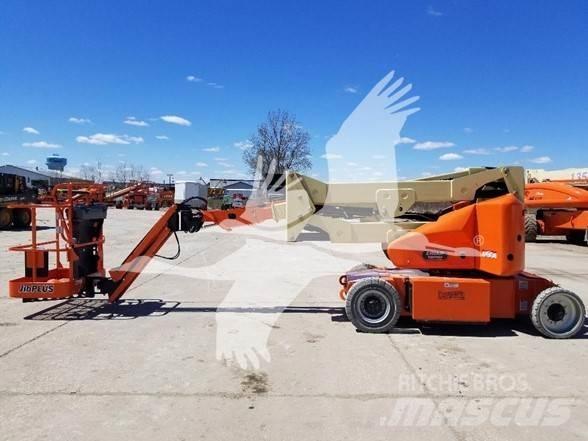 JLG E400AJPN Articulated boom lifts