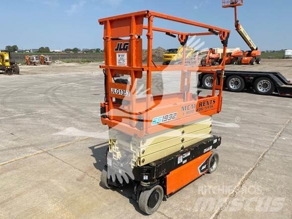 JLG ES1932 Scissor lifts
