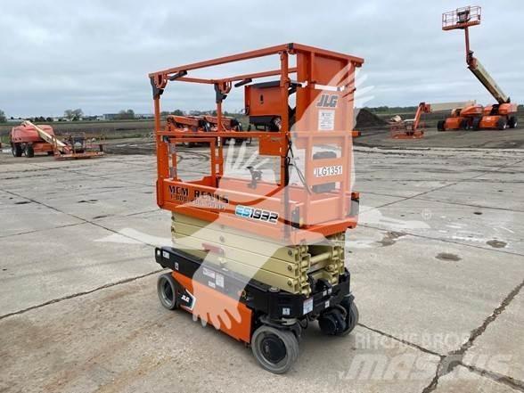 JLG ES1932 Scissor lifts
