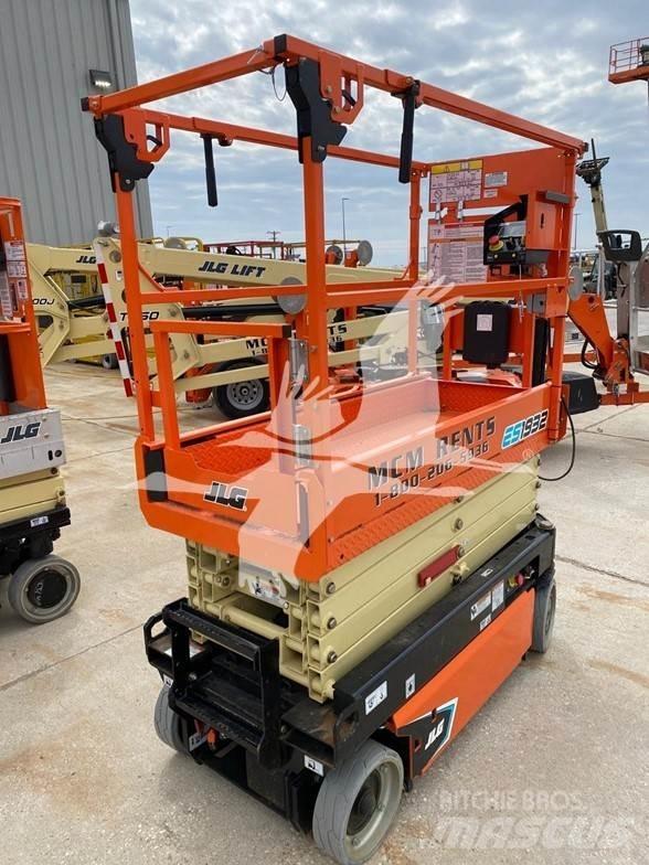 JLG ES1932 Scissor lifts