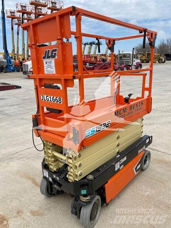 JLG ES1932 Scissor lifts