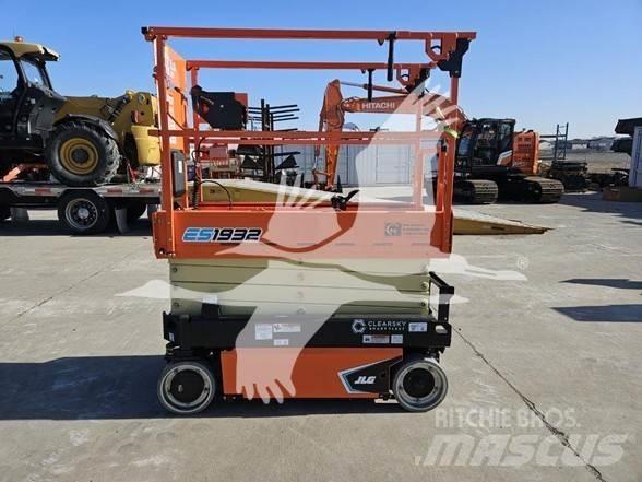 JLG ES1932 Scissor lifts