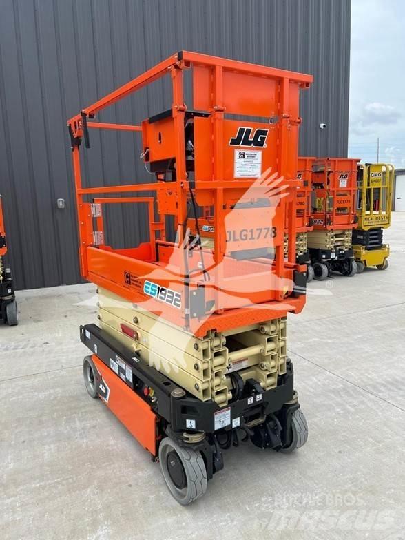 JLG ES1932 Scissor lifts