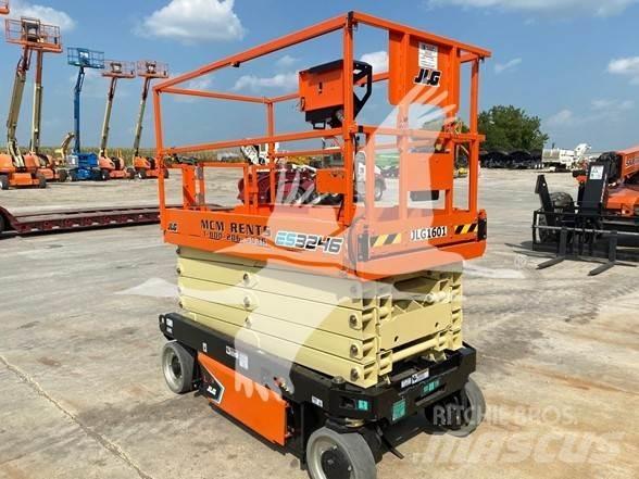 JLG ES3246 Scissor lifts