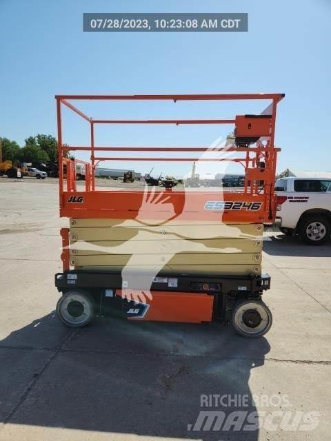 JLG ES3246 Scissor lifts