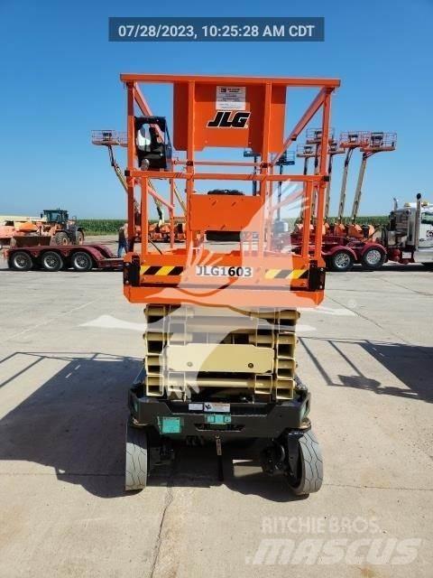 JLG ES3246 Scissor lifts
