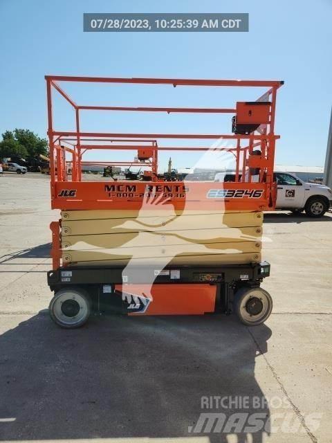 JLG ES3246 Scissor lifts