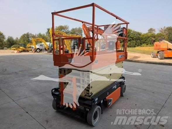 JLG ES3246 Scissor lifts