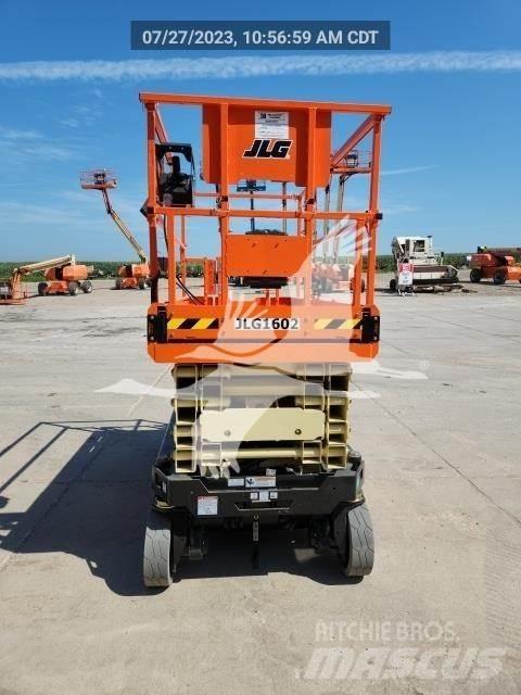 JLG ES3246 Scissor lifts