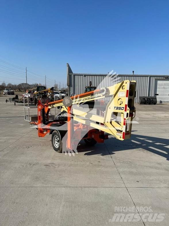 JLG T350 Trailer mounted platforms